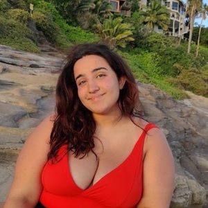 Meet your Posher, Leela